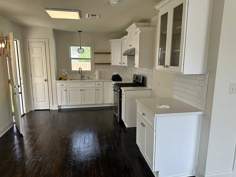 712 McCulla St — Photo 10