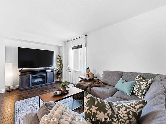 3rd image of 358 Moffatt Pond Ct