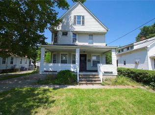 19601 Chardon Rd, Cleveland, OH 44117