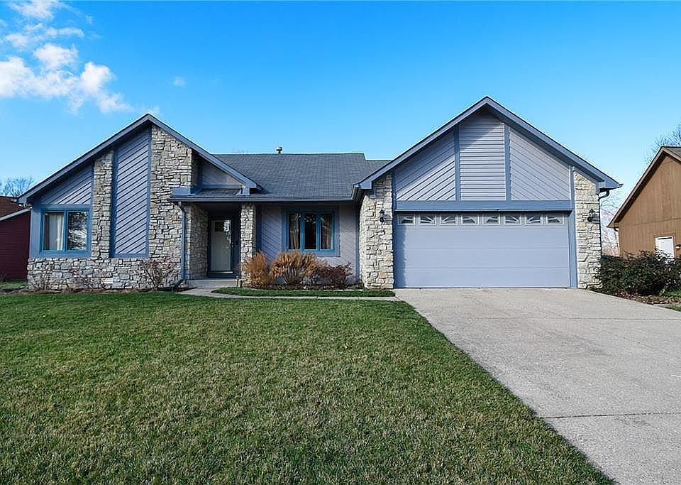 2nd image of 3204 Summerfield Cir