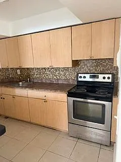 2285 NE 172nd St #15 — Photo 4