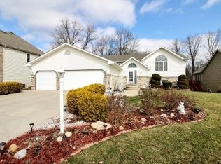 2650 Blarney Stone Dr, Valparaiso, IN 46385