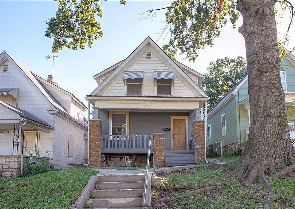 1st image of 203 N Thorpe St
