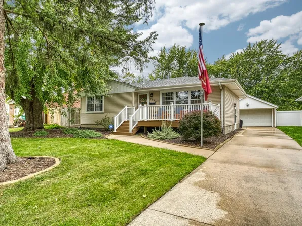 7940 Tapper Ave, Munster, IN 46321