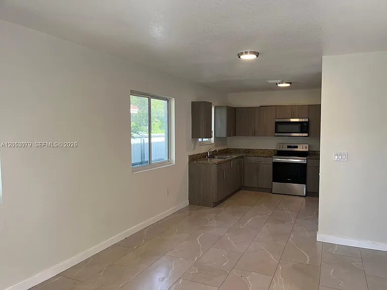 10229 SW 173rd St #1 — Photo 10