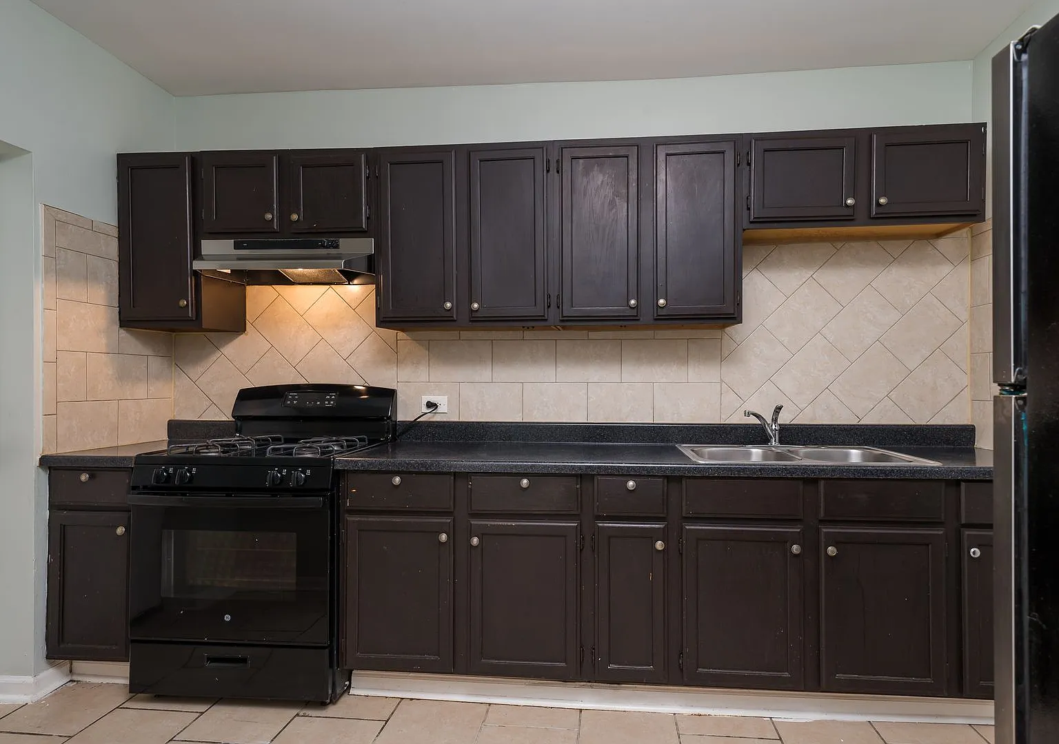 1 bed, $1,300 — Photo 2