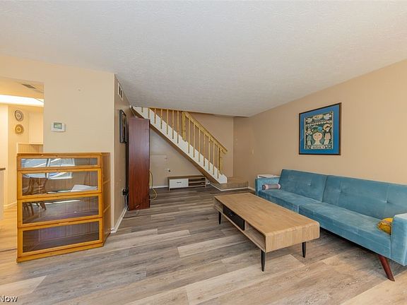 5th image of 1651 Mentor Ave APT 2705