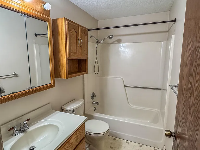 710 Main St #21 — Photo 12