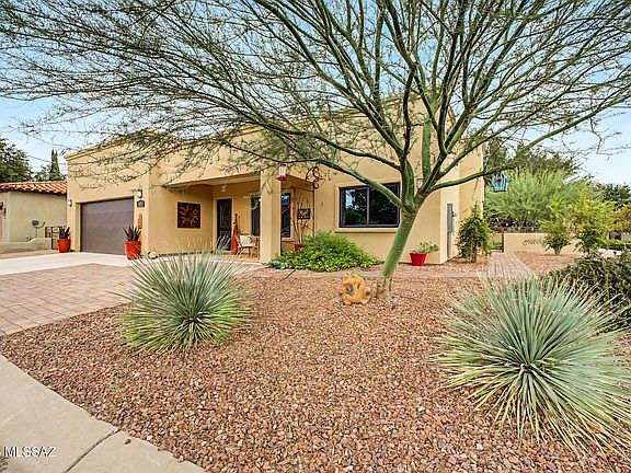 3rd image of 63 Almendras Ct
