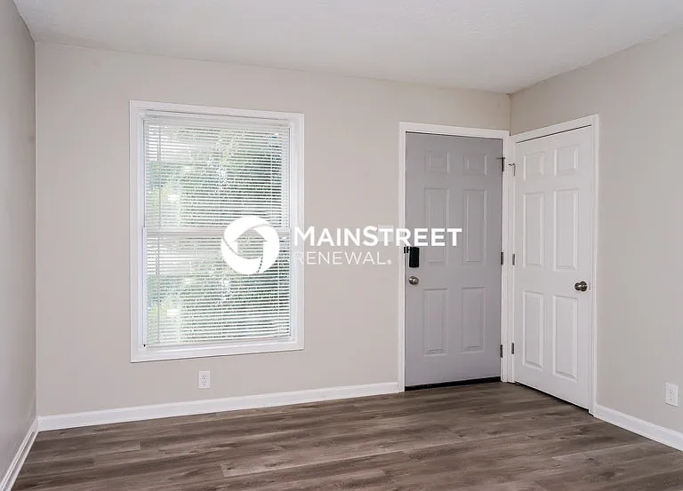 309 Downes Ln — Photo 5