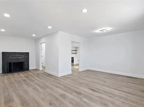 25441 W Main St, Barstow, CA