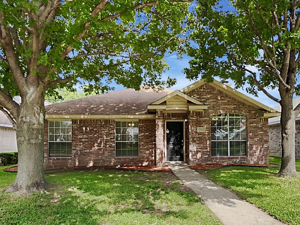 1st image of 723 Catalina Dr