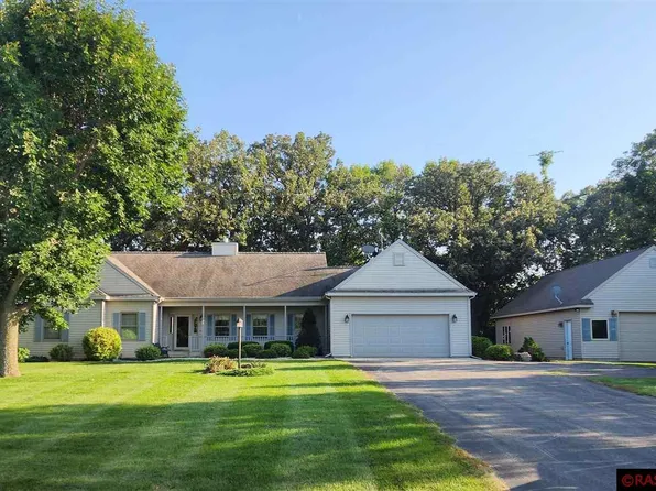 60553 Valley Hills Dr, New Ulm, MN 56073