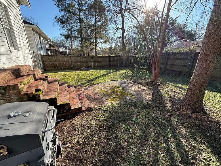 200 Cypress Ave — Photo 14