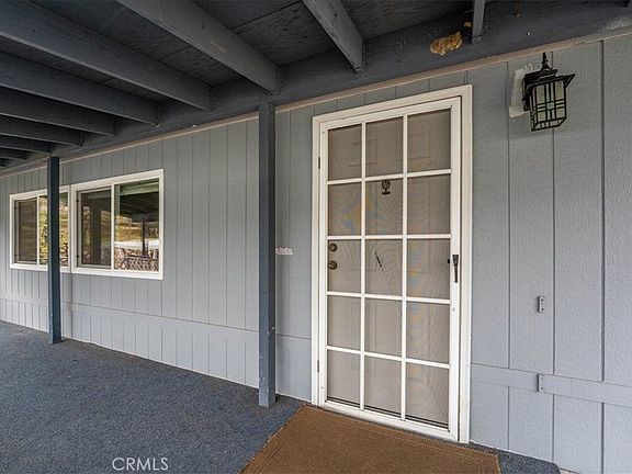 4th image of 1237 Mountain Shadows Blvd
