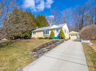 136 Morningview Dr, Pittsfield, MA 01201