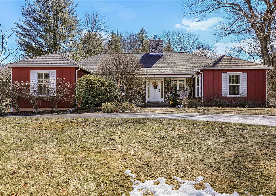 1st image of 26 Middlemost Way