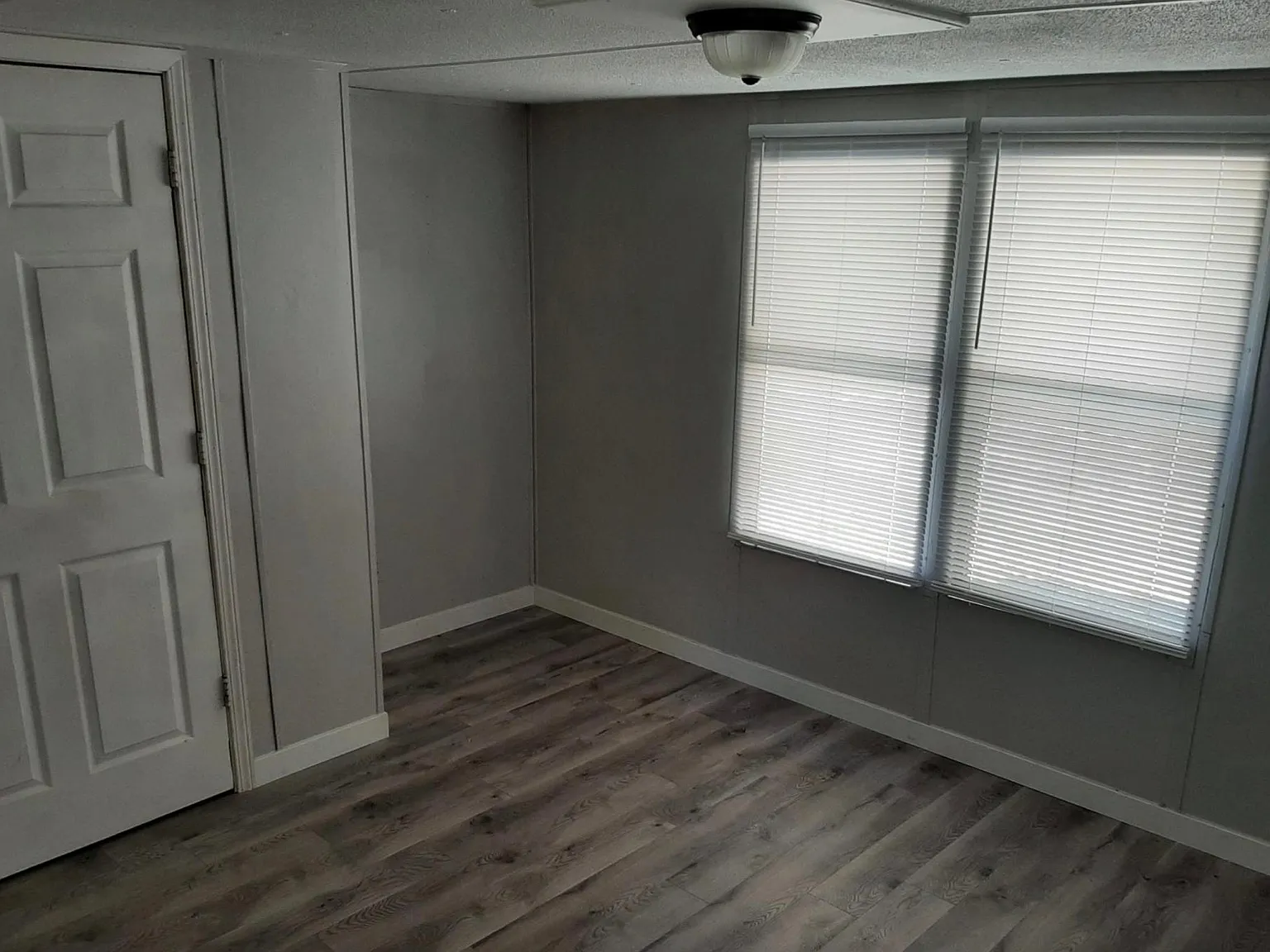 2 bed, $1,050 — Photo 4