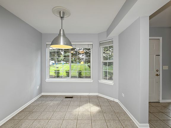 5th image of 2200 Scott Ln
