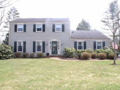 2835 Fiddlers Green Rd, Lancaster, PA, 17601