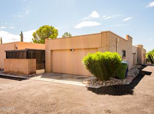 8330 E Coral Springs Ln, Tucson, AZ 85710