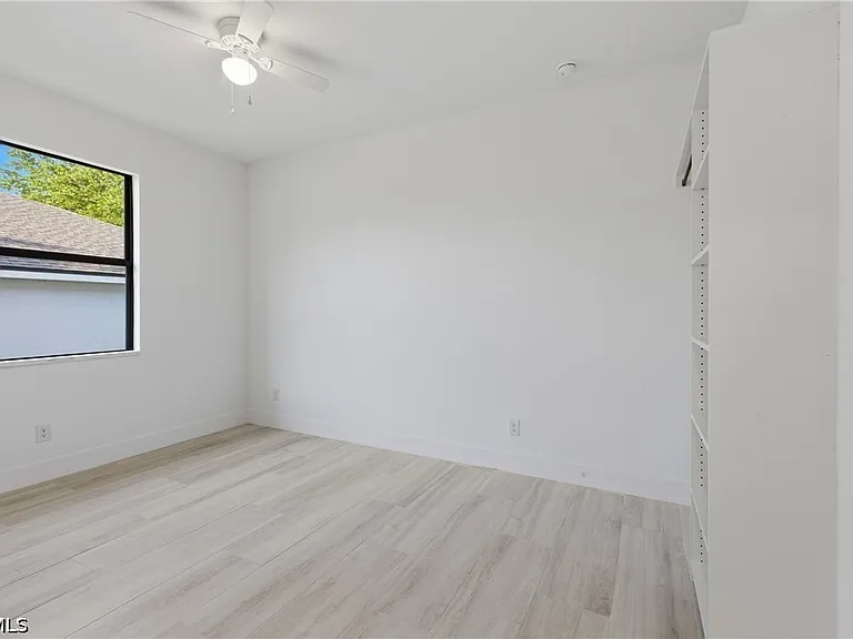 3629 SW Santa Barbara Pl — Photo 12