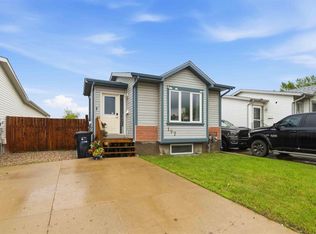 197 SW Black Bear Cres, Wood Buffalo, AB T9K 2J5