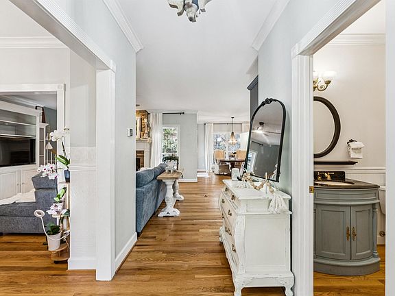 4th image of 6877 Roper Rd