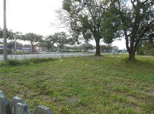 1809 James L Redman Pkwy, Plant City, FL 33563
