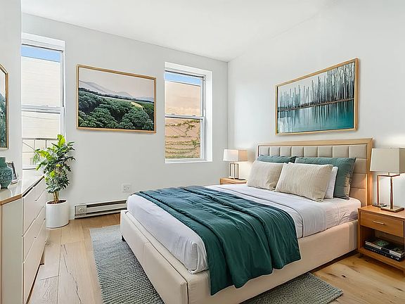 3rd image of 558 Henry St APT 2