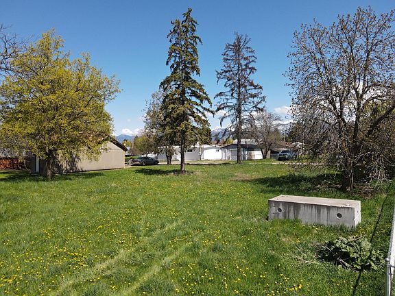 3rd image of 1506/1508 6th St E
