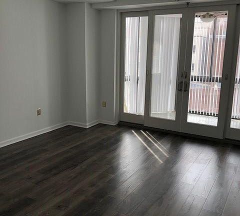 4th image of 24 Courthouse Sq APT 210