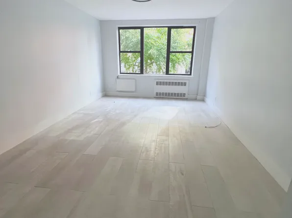 418 East 77th Street image 4 of 15