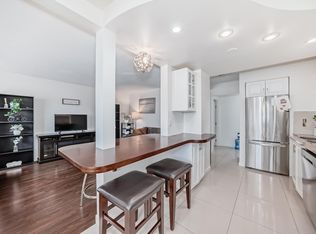 Amberly Court, Edmonton, AB T5A 2H9