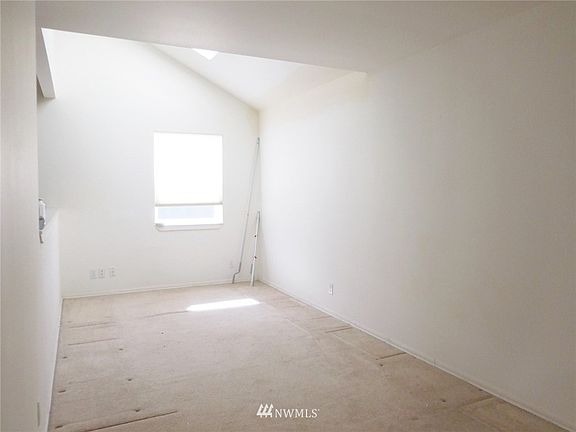 4th image of 113 Eagleview Lane