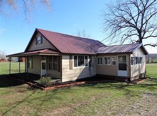 2812 Genesis Rd, Crossville, TN 38571