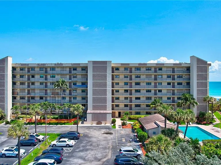 10310 S Ocean Dr #PENTHOUSE — Photo 44