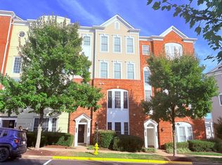 2396 Brookmoor Ln #401A, Woodbridge, VA 22191