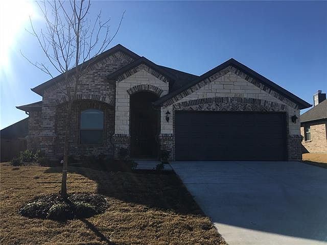 1st image of 414 Valley Brook Ct