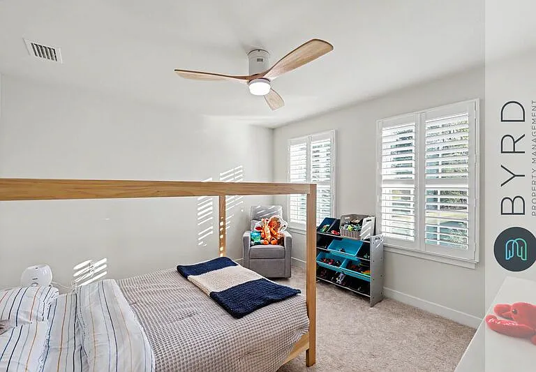 18606 Holly Crest Dr — Photo 28