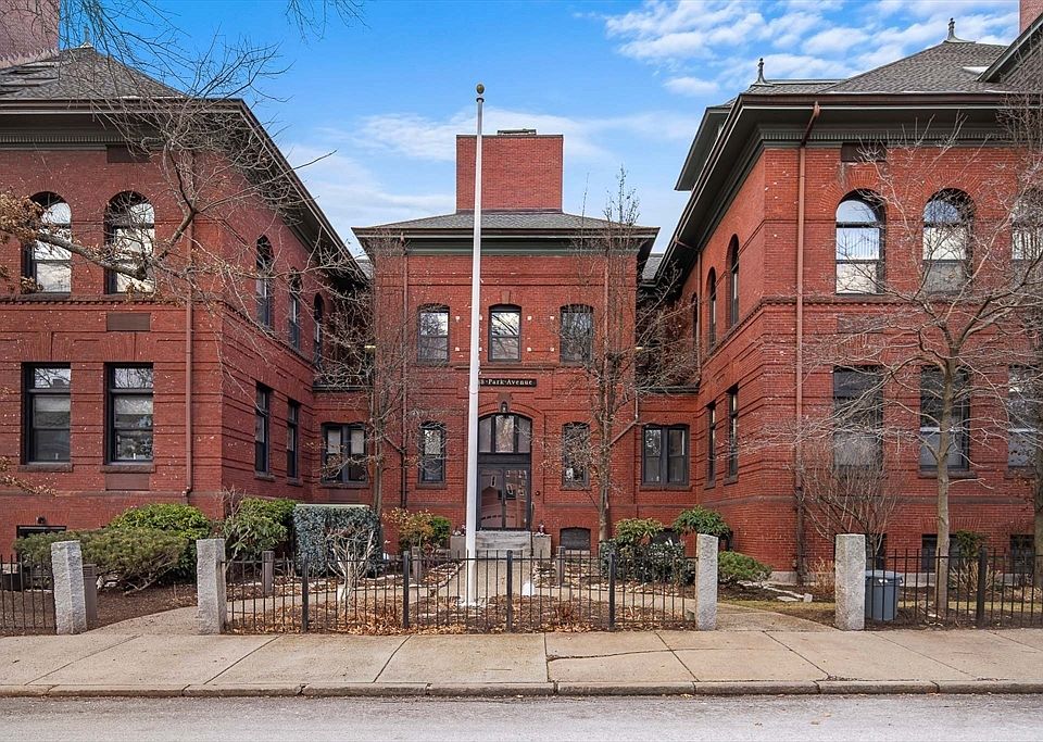1st image of 88 Park Ave APT 206