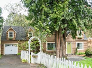 7475 SW Canyon Ln, Portland, OR 97225