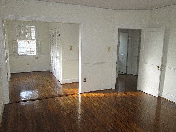 4th image of 505 Monroe St