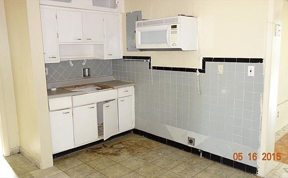 4th image of 1856 NE 49th Ct