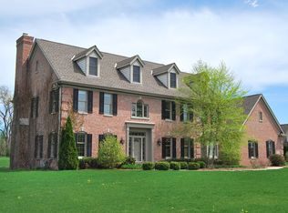 W285N3280 Lakeside Ridge Ct, Pewaukee, WI 53072