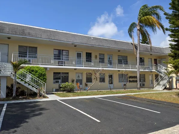 300 Gunn Ave #9, Clearwater, FL 33765