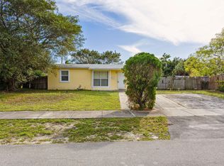 520 NE 45th St, Pompano Beach, FL 33064