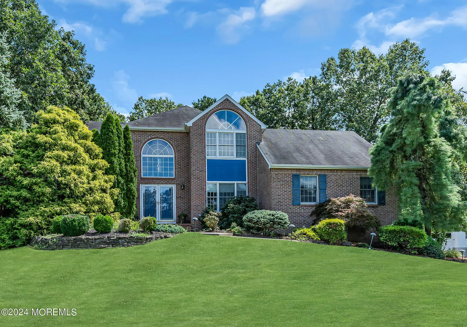 31 Overlook Drive photo 1