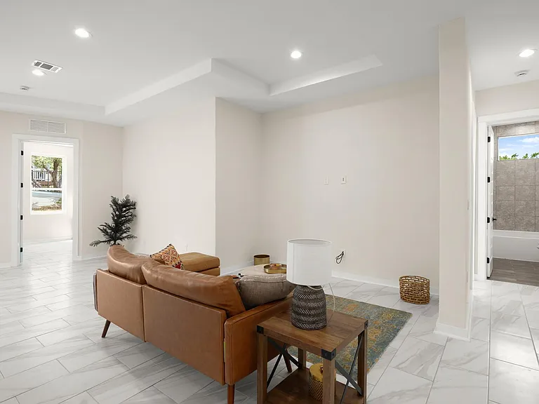 2401 Thurber Ln — Photo 5