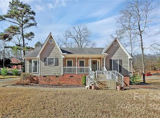 1823 Charles Ave, Lancaster, SC 29720